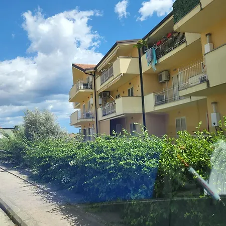 Amusa Szálloda Caulonia Marina